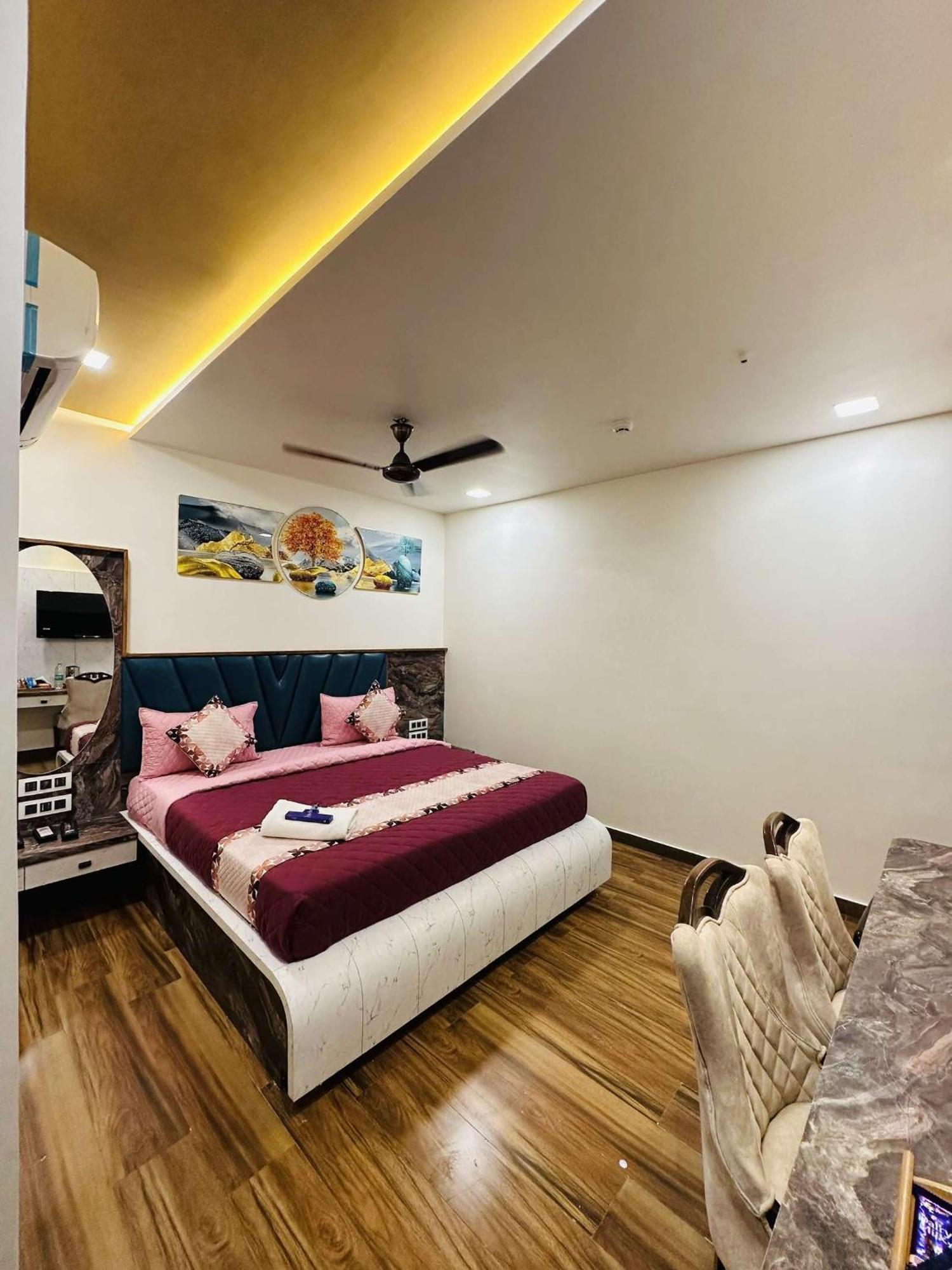 Hotel E Classico 巴夫那加尔 外观 照片